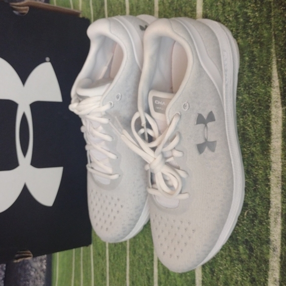 Under ARMOUR NWT Charged Impulse Knit Shoes Size 11 - Picture 3 of 6